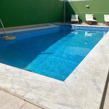 Casa de hóspedes For 5&caxias&lisboa Caxias
